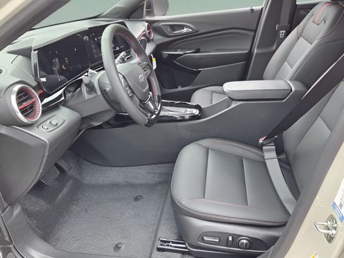 New 2026 Chevrolet Trax RS w/ Driver Confidence Package FWD image 10