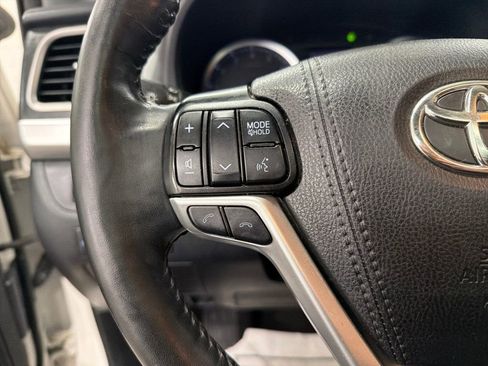 Used 2019 Toyota Highlander Limited Platinum image 20