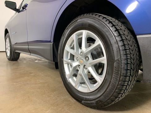 Used 2023 Chevrolet Equinox LT AWD/4WD image 15