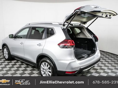 Used 2020 Nissan Rogue SV image 33