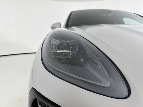 Certified 2023 Porsche Macan GTS AWD/4WD image 31