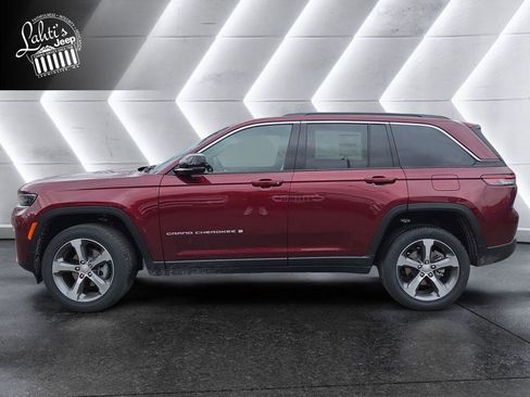 New 2026 Jeep Grand Cherokee Limited AWD/4WD image 3