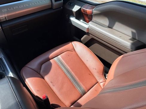 Used 2022 Ford F250 King Ranch w/ Chrome Package image 16