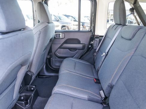 New 2025 Jeep Wrangler Sahara w/ Technology Group image 20