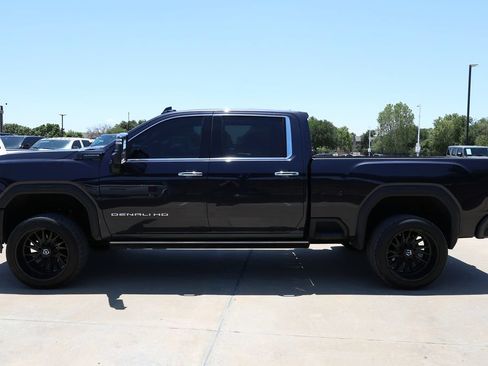 Used 2024 GMC Sierra 2500 Denali Ultimate AWD/4WD image 8