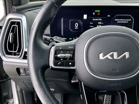 Used 2024 Kia Sorento SX Prestige image 26