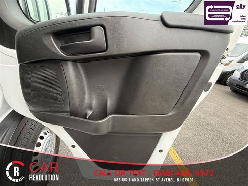 Used 2025 RAM ProMaster 2500 w/ Convenience Group FWD image 29
