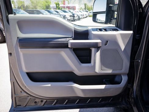 Used 2019 Ford F250 XLT w/ XLT Value Package AWD/4WD image 15