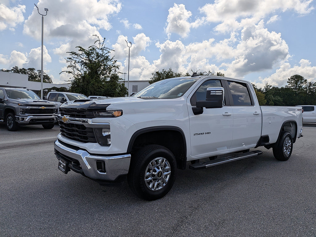 Certified 2025 Chevrolet Silverado 2500 LT w/ Convenience Package AWD/4WD image 7