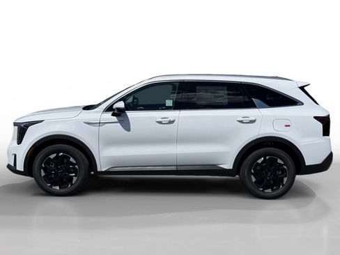 New 2026 Kia Sorento S FWD image 2