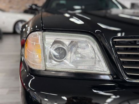 Used 2002 Mercedes-Benz SL 500 image 8