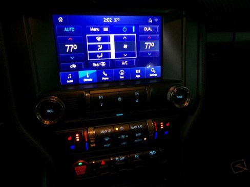 Used 2020 Ford Mustang Shelby GT350 w/ Technology Package image 24