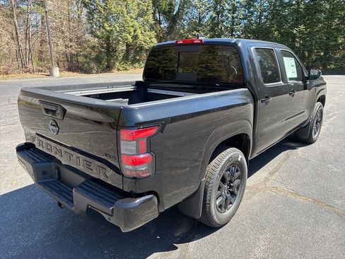 New 2026 Nissan Frontier SV w/ SV Convenience Package AWD/4WD image 7