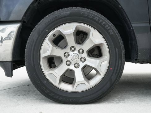 Used 2019 RAM 1500 Big Horn image 13