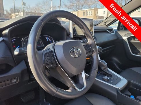 Used 2019 Toyota RAV4 XSE image 18