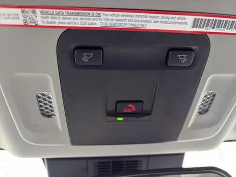 Used 2025 Toyota Camry LE image 22