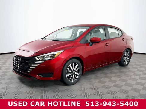 Used 2025 Nissan Versa SV w/ Trunk Package image 2