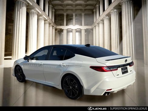 Used 2026 Toyota Camry XSE w/ Premium Plus Package FWD image 6