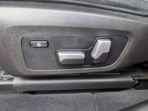 Used 2023 BMW X3 M40i w/ Premium Package image 17