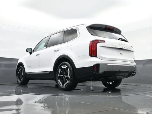 Used 2025 Kia Telluride S AWD/4WD image 27