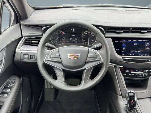 New 2026 Cadillac XT5 Luxury w/ LPO, Floor Liner Package AWD/4WD image 26