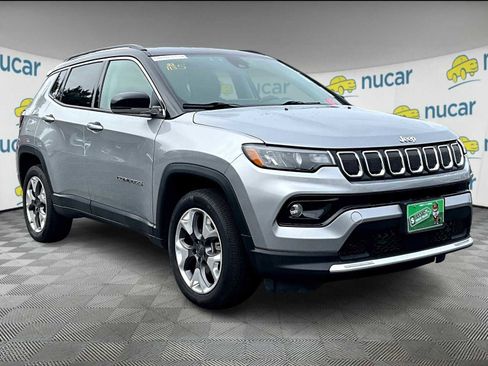 Used 2022 Jeep Compass Limited image 1