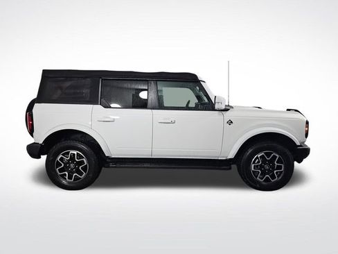 Used 2021 Ford Bronco Outer Banks image 4