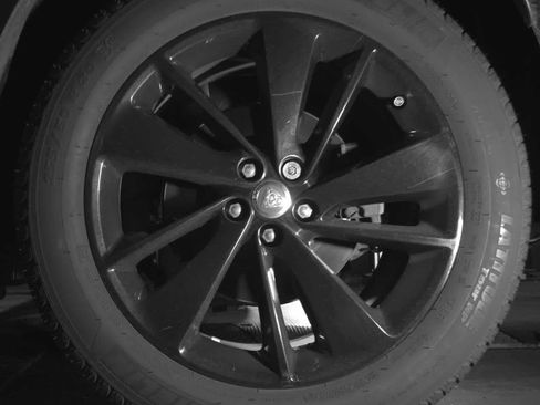 Used 2022 Jaguar F-PACE S image 14