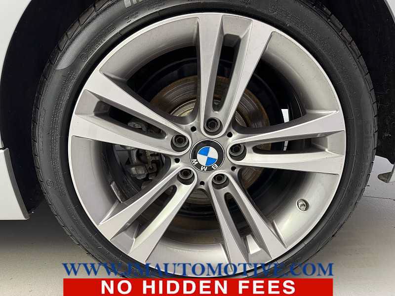 Used 2017 BMW 330i xDrive Sedan AWD/4WD image 9
