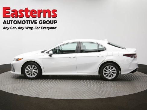 Used 2023 Toyota Camry LE AWD/4WD image 60