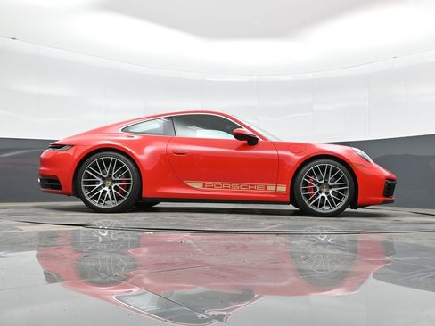 Certified 2024 Porsche 911 Carrera S RWD image 39