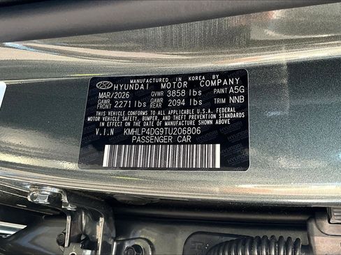 New 2026 Hyundai Elantra Limited FWD image 21