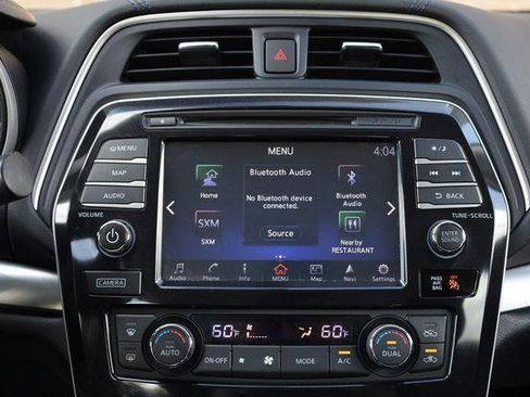 Used 2016 Nissan Maxima SR FWD image 39