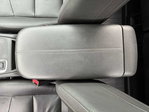 Used 2021 Chevrolet Equinox Premier AWD/4WD image 21