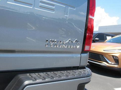 New 2025 Chevrolet Silverado 2500 High Country image 8