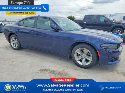 Used 2015 Dodge Charger SXT RWD image 5