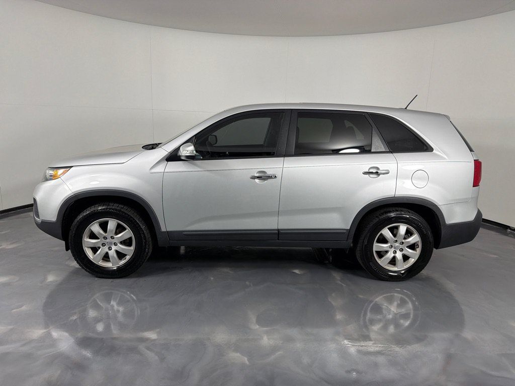 Used 2013 Kia Sorento LX FWD image 5