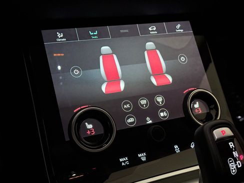 Used 2020 Land Rover Range Rover Evoque S image 37