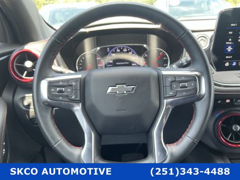 Used 2025 Chevrolet Blazer RS FWD image 18