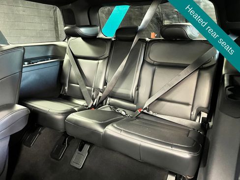Used 2025 Ford Expedition Platinum w/ Stealth Appearance Package AWD/4WD image 20