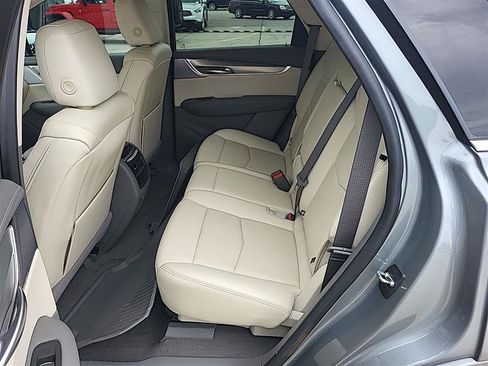 Used 2023 Cadillac XT5 Premium Luxury FWD image 8