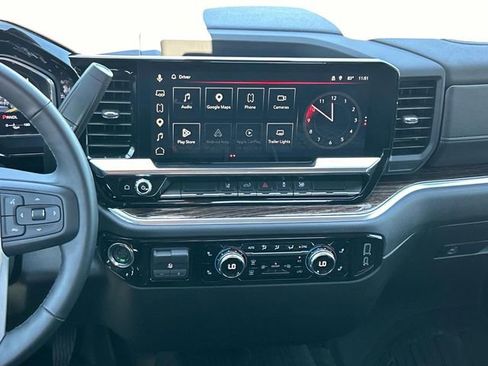 Used 2026 GMC Sierra 2500 SLE AWD/4WD image 18
