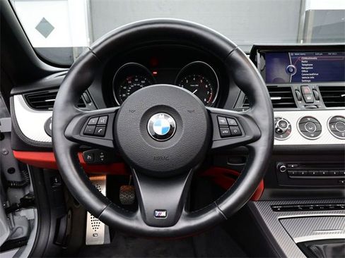 Used 2016 BMW Z4 sDrive28i image 8