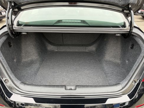 Certified 2022 Honda Accord Sport image 30