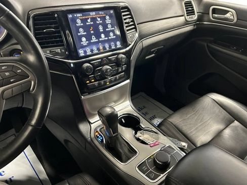 Used 2020 Jeep Grand Cherokee Limited AWD/4WD image 27