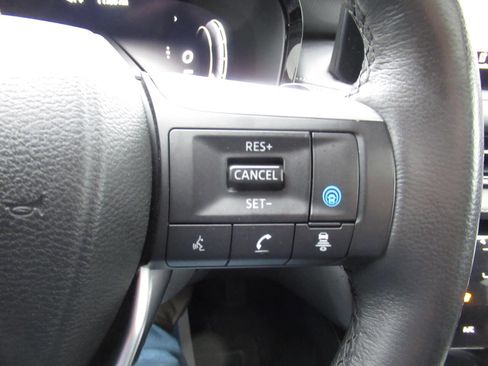 Used 2023 INFINITI QX60 Luxe image 30