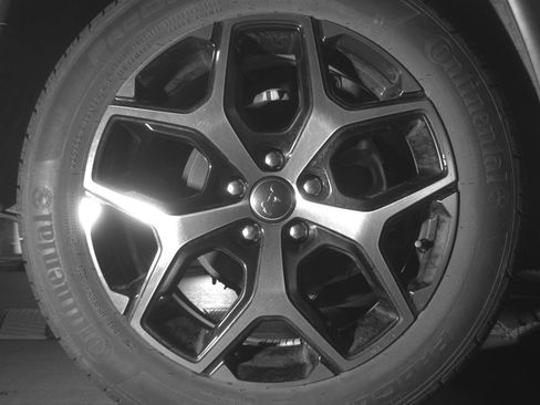 Used 2025 Jeep Compass Limited image 15