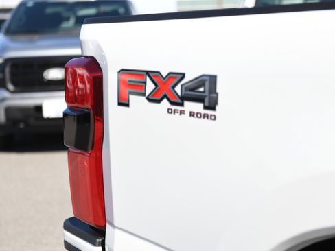 New 2026 Ford F250 Platinum w/ Platinum Plus Package image 10