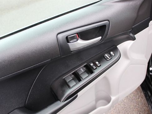 Used 2012 Toyota Camry FWD image 11
