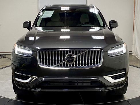 Used 2024 Volvo XC90 T8 Plus AWD/4WD image 3